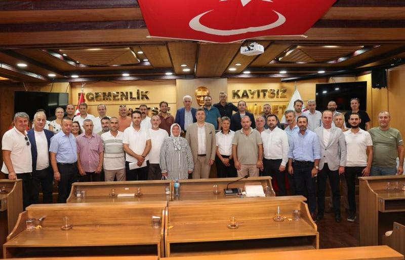 BAŞKAN ERHAN GÜZEL, MAHALLE MUHTARLARIYLA BİR ARAYA GELDİ