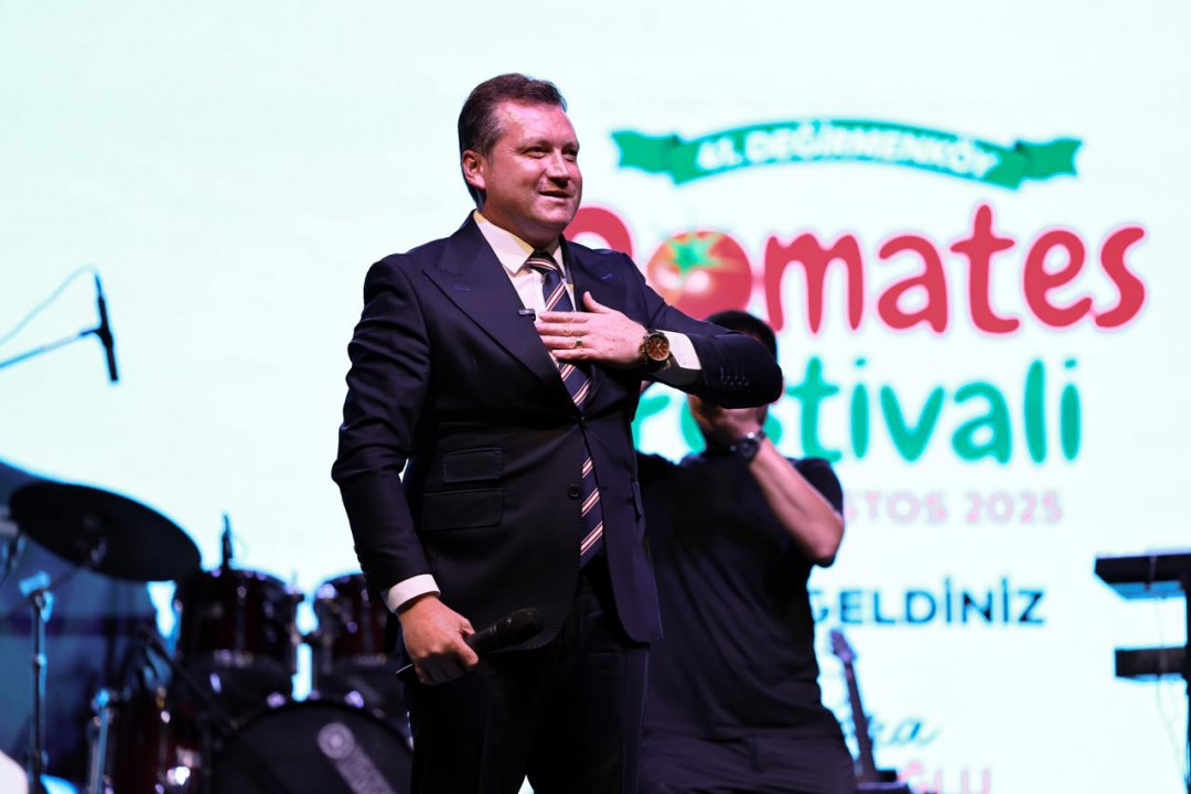 41. DEĞİRMENKÖY DOMATES FESTİVALİ BÜYÜK BİR COŞKUYLA GERÇEKLEŞTİRİLDİ