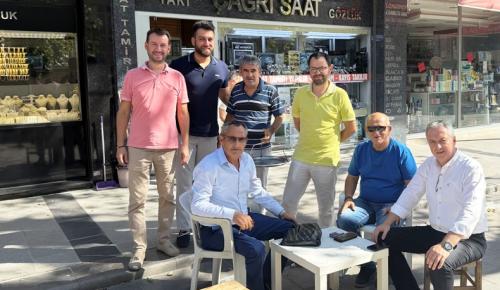 BÜYÜKÇEKMECE ÇARŞI ESNAFI: ÇARŞIMIZ ARAÇ TRAFİĞİNE AÇILSIN…