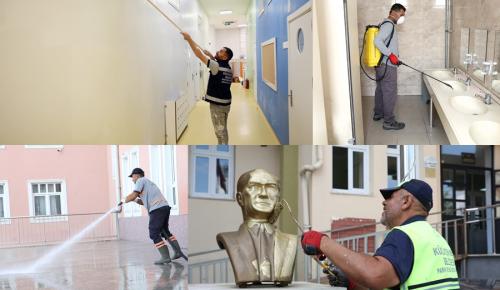 KÜÇÜKÇEKMECE’DE OKULLAR YENİ EĞİTİM ÖĞRETİM YILINA HAZIR