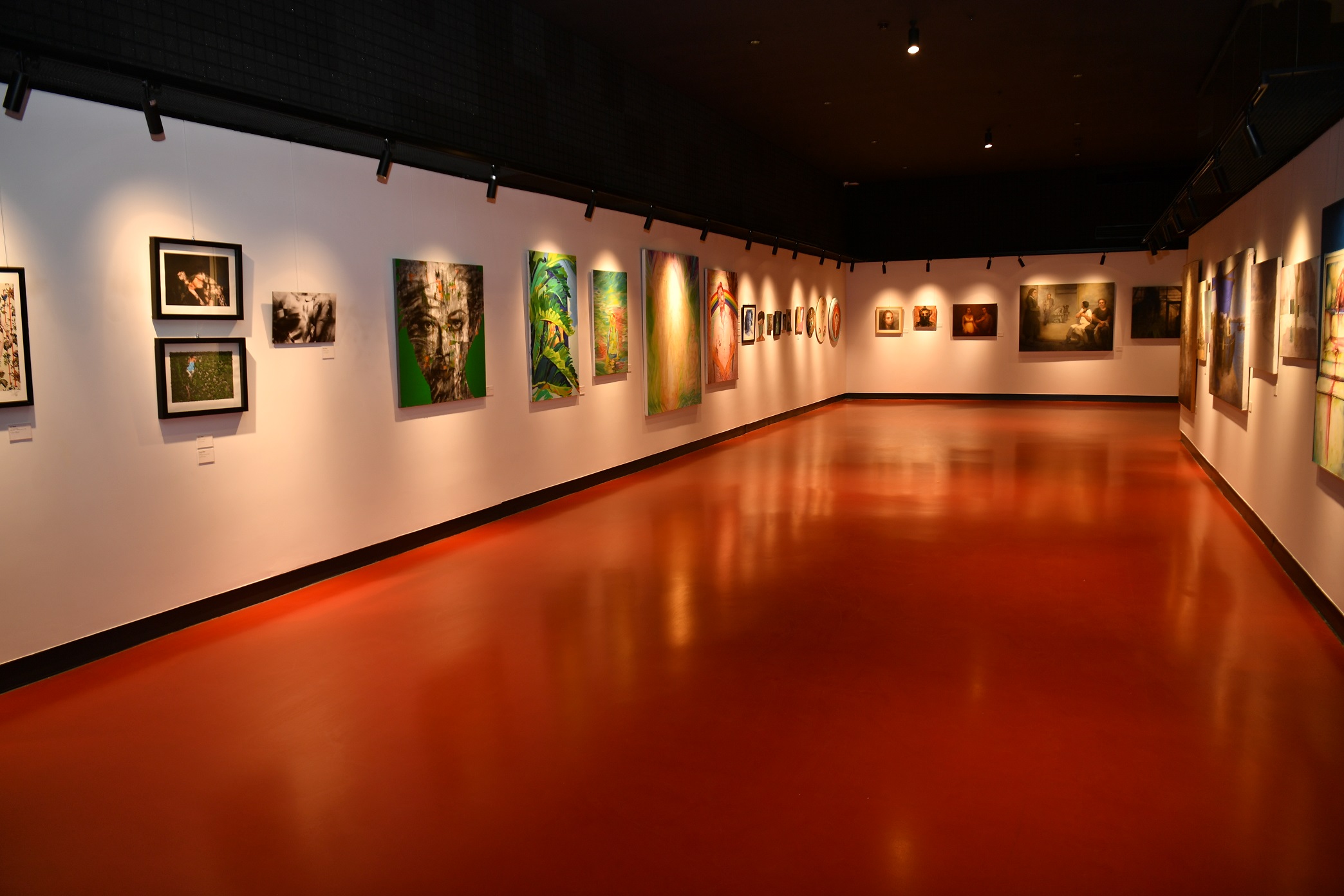 “KOLEKSİYONUN KATMANLARI” SERGİSİ GALERİ BEYLİKDÜZÜ’NDE AÇILDI