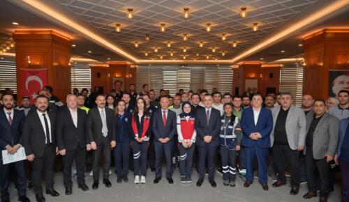 ESENYURT BELEDİYESİNDEN ÇALIŞANLARINA MÜJDE: YENİ TOPLU İŞ SÖZLEŞMESİYLE YÜZDE 35 ZAM VE GENİŞLETİLMİŞ SOSYAL HAKLAR!