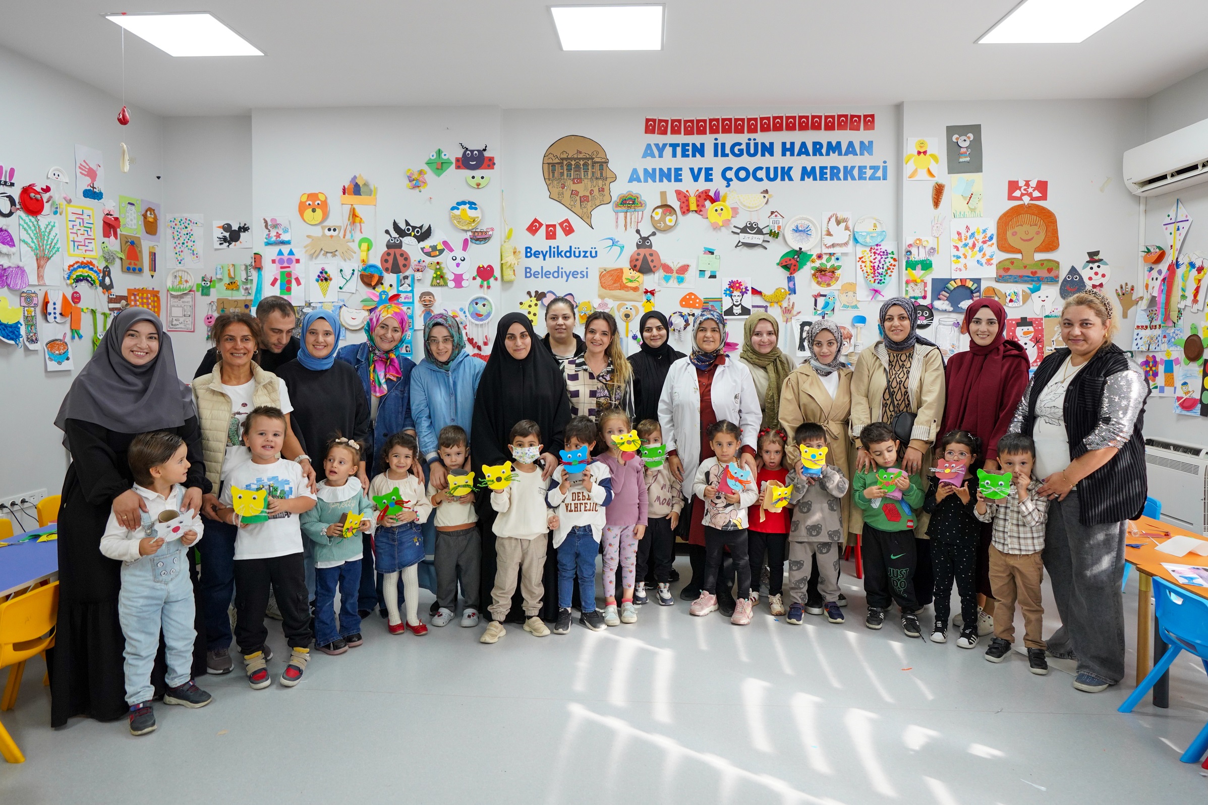 BEYLİKDÜZÜ’NDE “İLMEK İLMEK KARDEŞLİK” PROJESİYLE DAYANIŞMA BÜYÜYOR