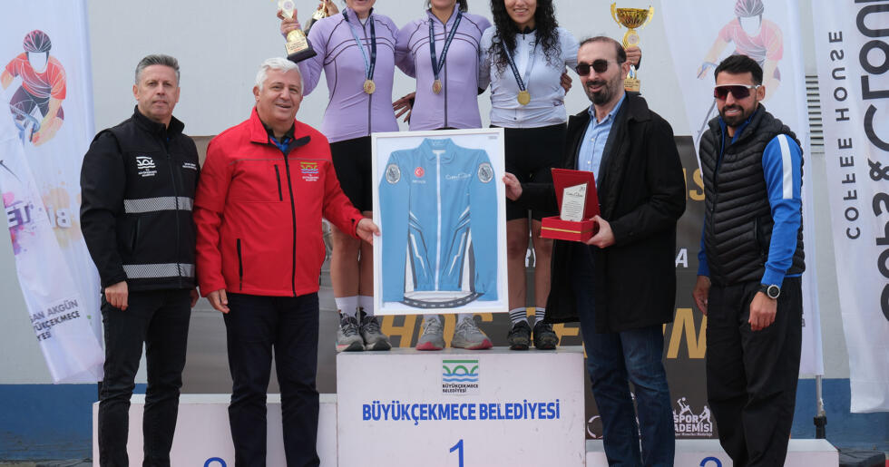 6. ULUSLARARASI ALİ HÜRYILMAZ BİSİKLET YARIŞI’NDA SPORCULAR NEFESLERİ KESTİ
