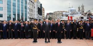 TAKSİM’DE CUMHURİYET’İN 102. YIL KUTLAMASI