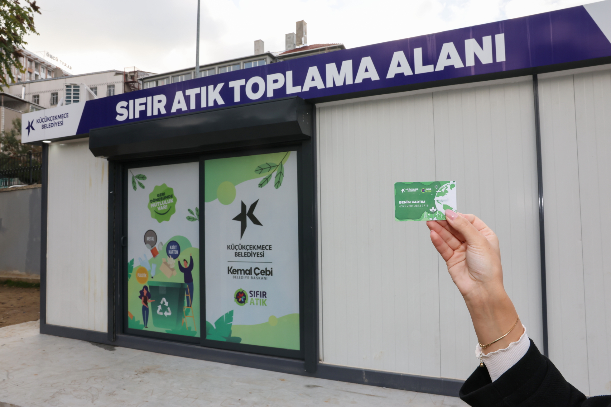 KÜÇÜKÇEKMECE BELEDİYESİ BİR YILDA 4 MİLYON KG ATIK TOPLADI