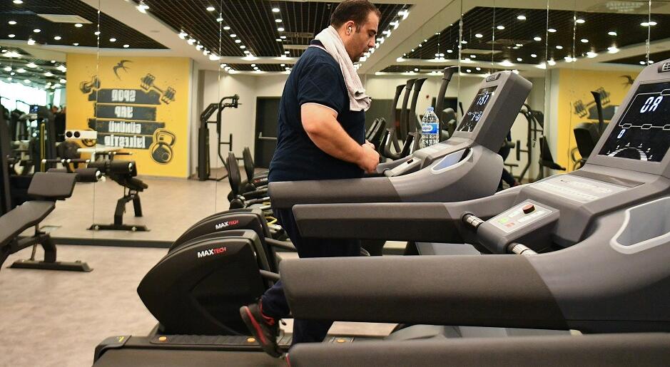 BEYLİKDÜZÜ BELEDİYESİ YETİŞKİN SPOR KURSLARIYLA SAĞLIKLI YAŞAMI DESTEKLİYOR