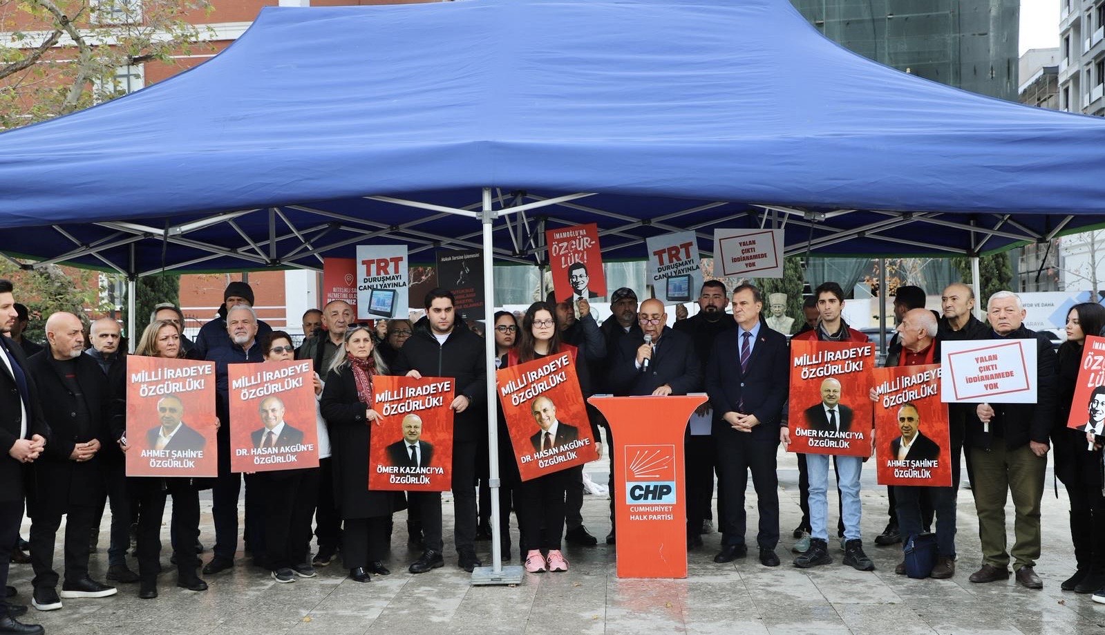 BÜYÜKÇEKMECE CHP’DEN “GERÇEKLERİ BİLMEYE HAKKINIZ VAR” AÇIKLAMASI…