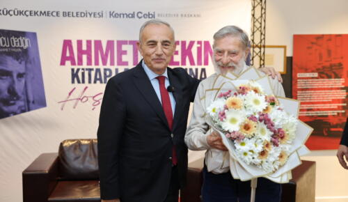 AHMET MEKİN, KENDİ MAHALLESİNDE KOMŞULARIYLA BULUŞTU