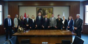 BEYLİKDÜZÜ VE YOMRA KARDEŞ BELEDİYE OLDU