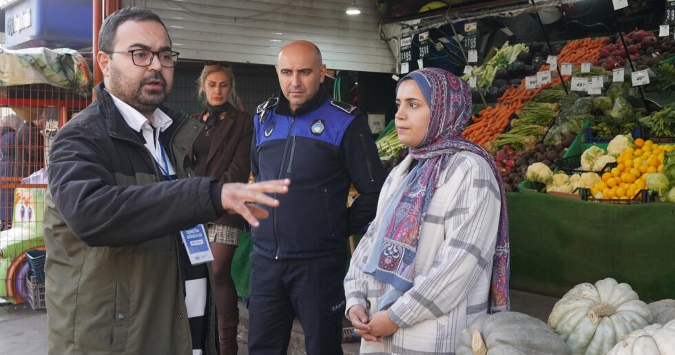 BEYLİKDÜZÜ’NDE ÇEVREYİ KİRLETMENİN CEZASI 2 BİN 953 TL