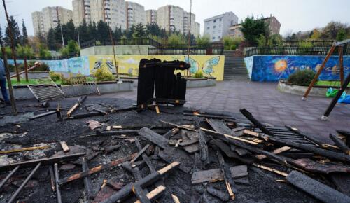 BEYLİKDÜZÜ’NDE PARK ALANLARINA YÖNELİK İKİ AYRI SALDIRI