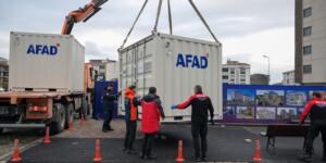 ESENYURT’TA AFETLERE KARŞI GÜÇLÜ ADIM: TOPLANMA ALANLARI 147’YE, KONTEYNER SAYISI 9’A YÜKSELDİ!