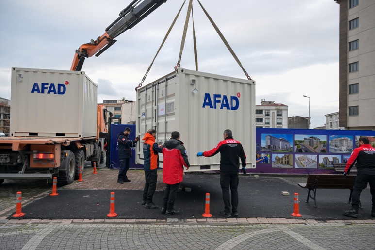 ESENYURT’TA AFETLERE KARŞI GÜÇLÜ ADIM: TOPLANMA ALANLARI 147’YE, KONTEYNER SAYISI 9’A YÜKSELDİ!
