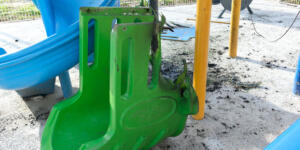 BÜYÜKÇEKMECE’DE ÇOCUK PARKINA ÇİRKİN SALDIRI GERÇEKLEŞTİ