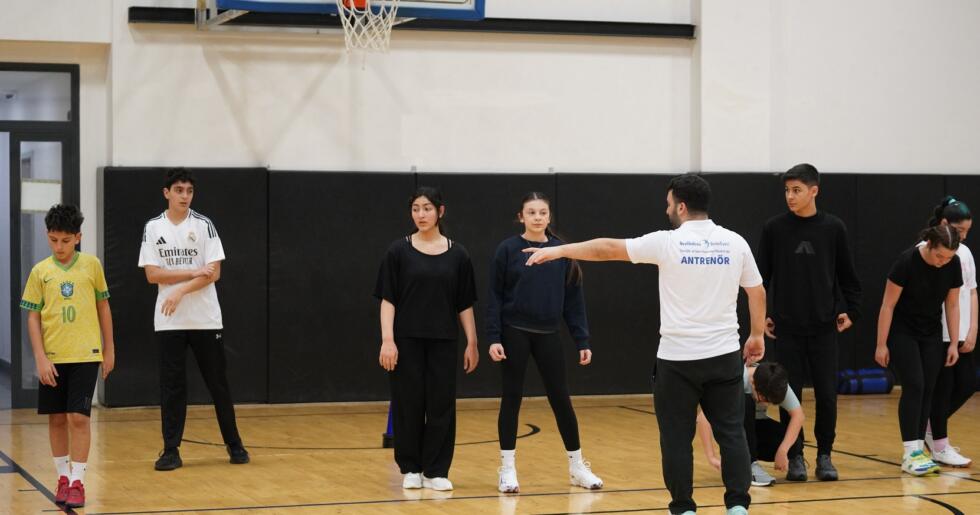 GENÇLERE SPOR AKADEMİLERİ YOLUNDA ÜCRETSİZ DESTEK
