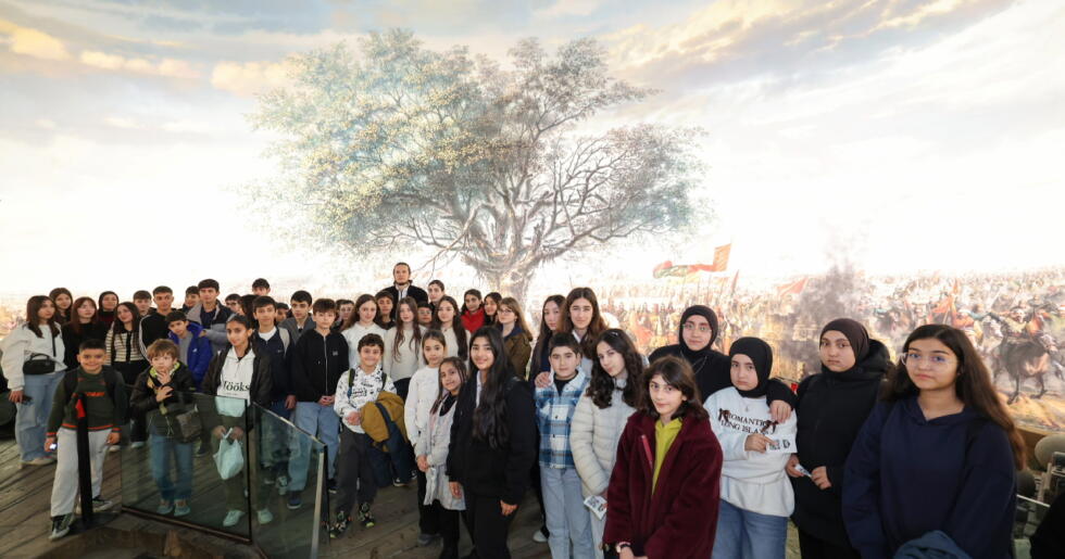 ÜCRETSİZ SÖMESTİR ETKİNLİKLERİNE BİNLERCE ÖĞRENCİ KATILDI