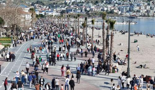 TÜİK BÜYÜKÇEKMECE VE MAHALLELERİNİN NÜFUSUNU AÇIKLADI