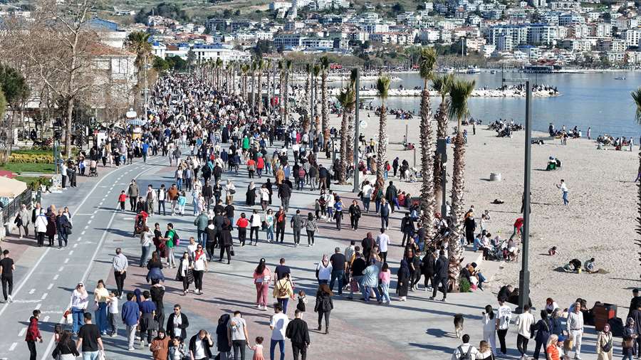 TÜİK BÜYÜKÇEKMECE VE MAHALLELERİNİN NÜFUSUNU AÇIKLADI