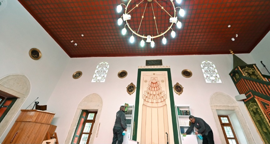 RAMAZAN AYI ÖNCESİ CAMİLERDE TEMİZLİK ÇALIŞMALARI SÜRDÜRÜLÜYOR