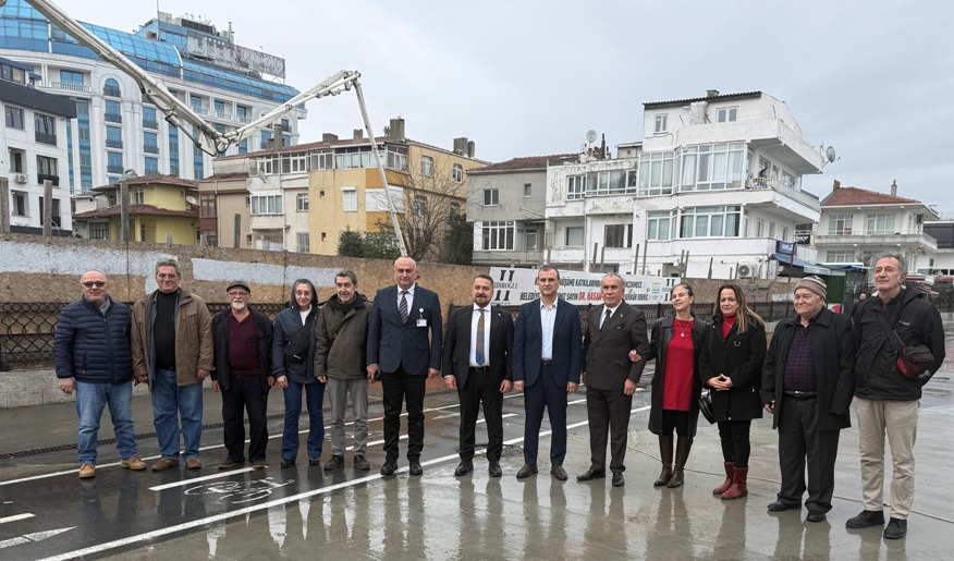 BÜYÜKÇEKMECE YENİLENİYOR…