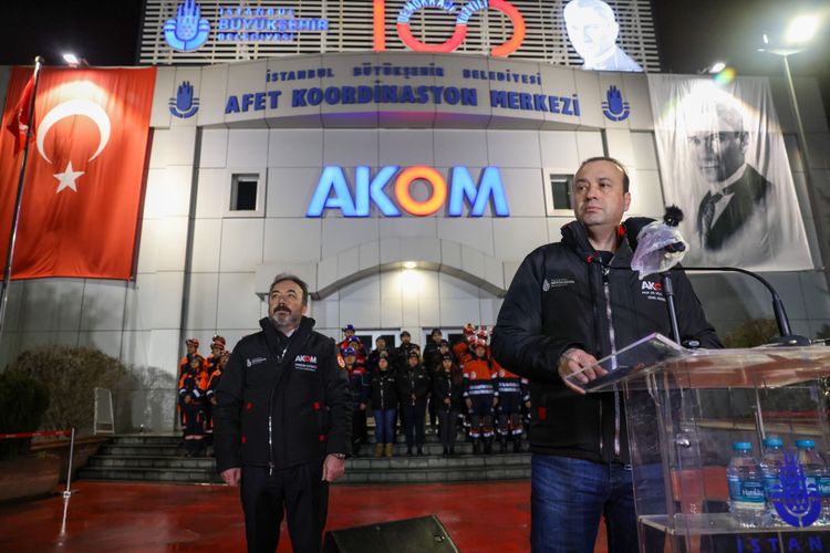 6 ŞUBAT DEPREMLERİ İÇİN AKOM’DA ANMA DÜZENLENDİ