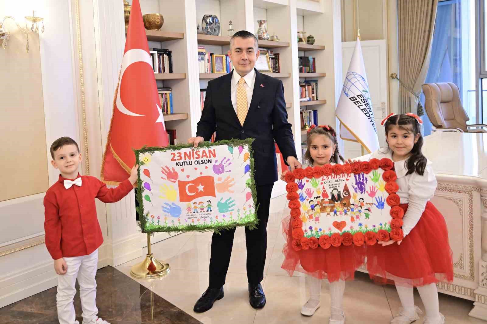 23 NİSAN’DA MAKAM ÇOCUKLARIN…