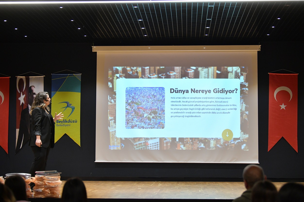 BEYLİKDÜZÜ’NDE ÇEVREYE DUYARLI NESİLLER YETİŞİYOR