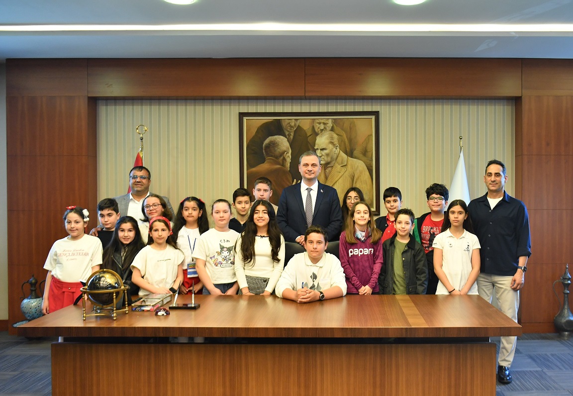 ÇOCUK MECLİSİ ÜYELERİ HAYALLERİNDEKİ BEYLİKDÜZÜ’NÜ ANLATTI