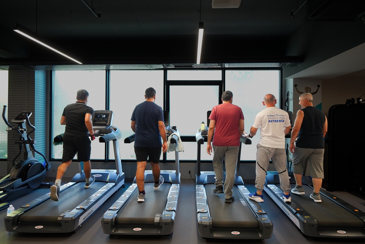 BEYLİKDÜZÜ’NDE YAZ SPOR KURSLARI TÜM HIZIYLA DEVAM EDİYOR