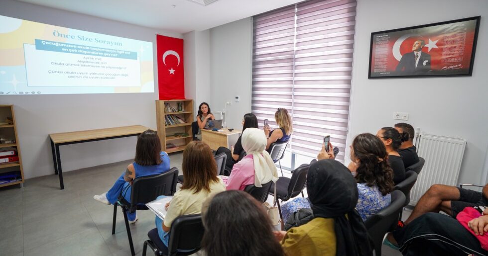 BEYLİKDÜZÜ BELEDİYESİ’NDEN ÇOCUKLARIN OKULA UYUM SÜRECİNE DESTEK