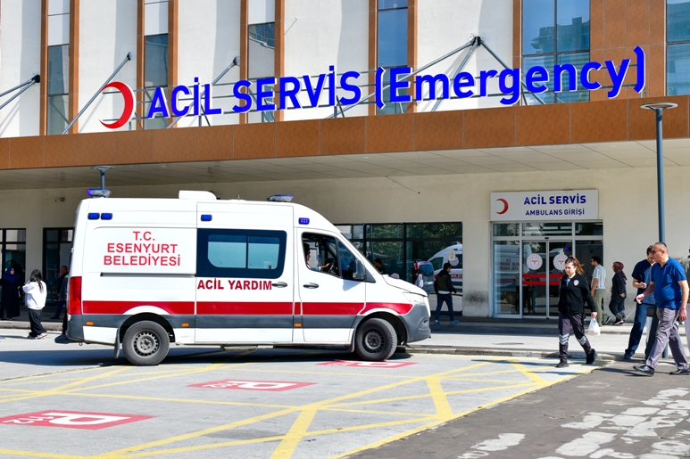 ESENYURT BELEDİYESİ’NDEN VATANDAŞLARA HASTA NAKİL HİZMETİ…