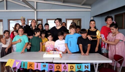 ŞİŞLİ BELEDİYESİ’NDEN ENGELLERİ AŞAN KAMP DESTEĞİ