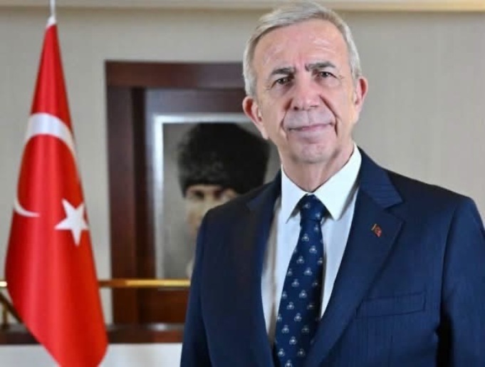 MANSUR YAVAŞ CHP’DEN İSTİFA ETTİ…