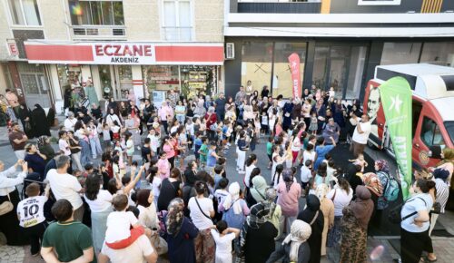 ‘SOKAKTA OYUN VAR’LA ÇOCUKLAR, YAZ BOYUNCA GELENEKSEL ÇOCUK OYUNLARIYLA BULUŞTU