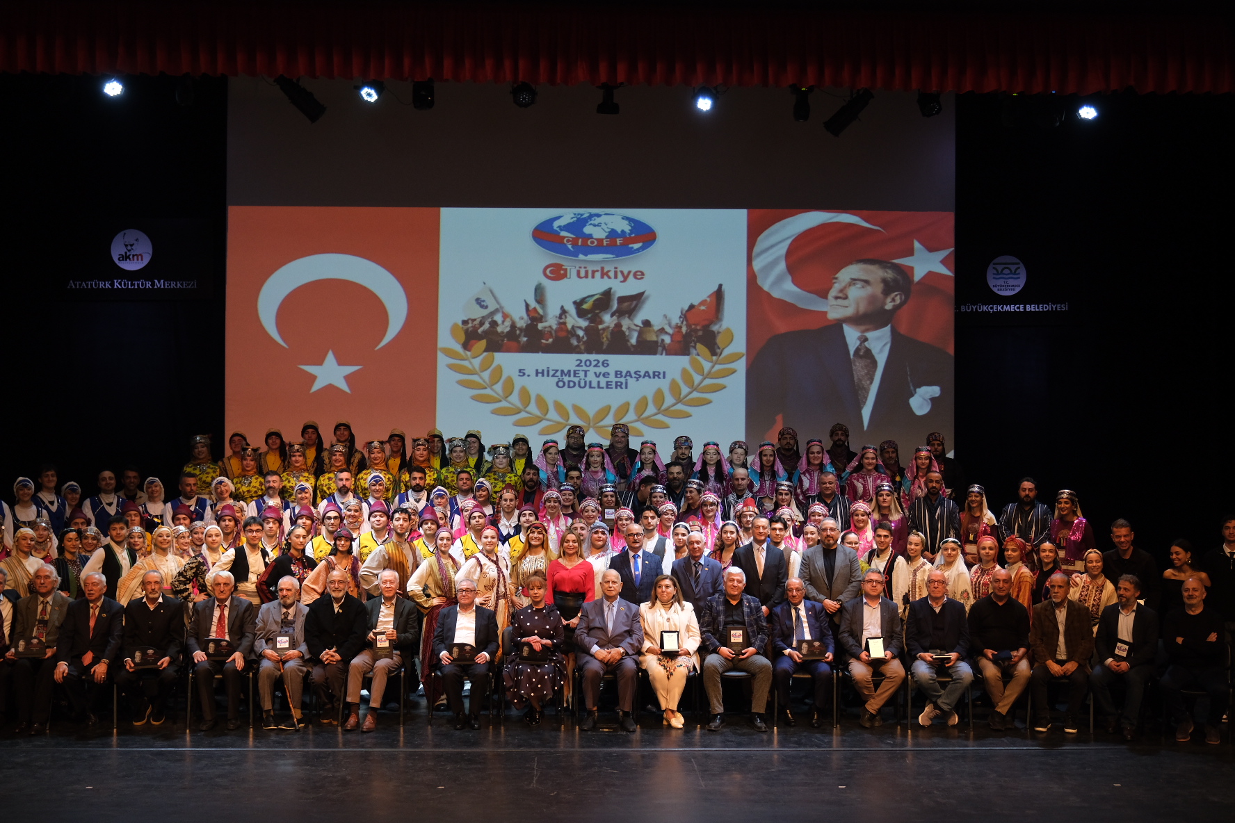 CIOFF TÜRKİYE 5. HİZMET VE BAŞARI ÖDÜLLERİ BÜYÜKÇEKMECE’DE SAHİPLERİNİ BULDU