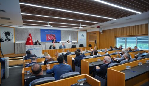 2027 MALİ YILI BÜTÇESİ OY ÇOKLUĞUYLA KABUL EDİLDİ