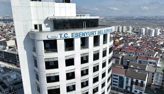 ESENYURT BELEDİYESİ’NE SABAH OPERASYONU: 19 KİŞİ HAKKINDA GÖZALTI KARARI!