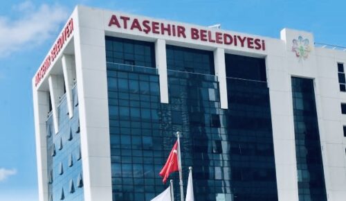 ATAŞEHİR AK PARTİ’YE GEÇTİ!