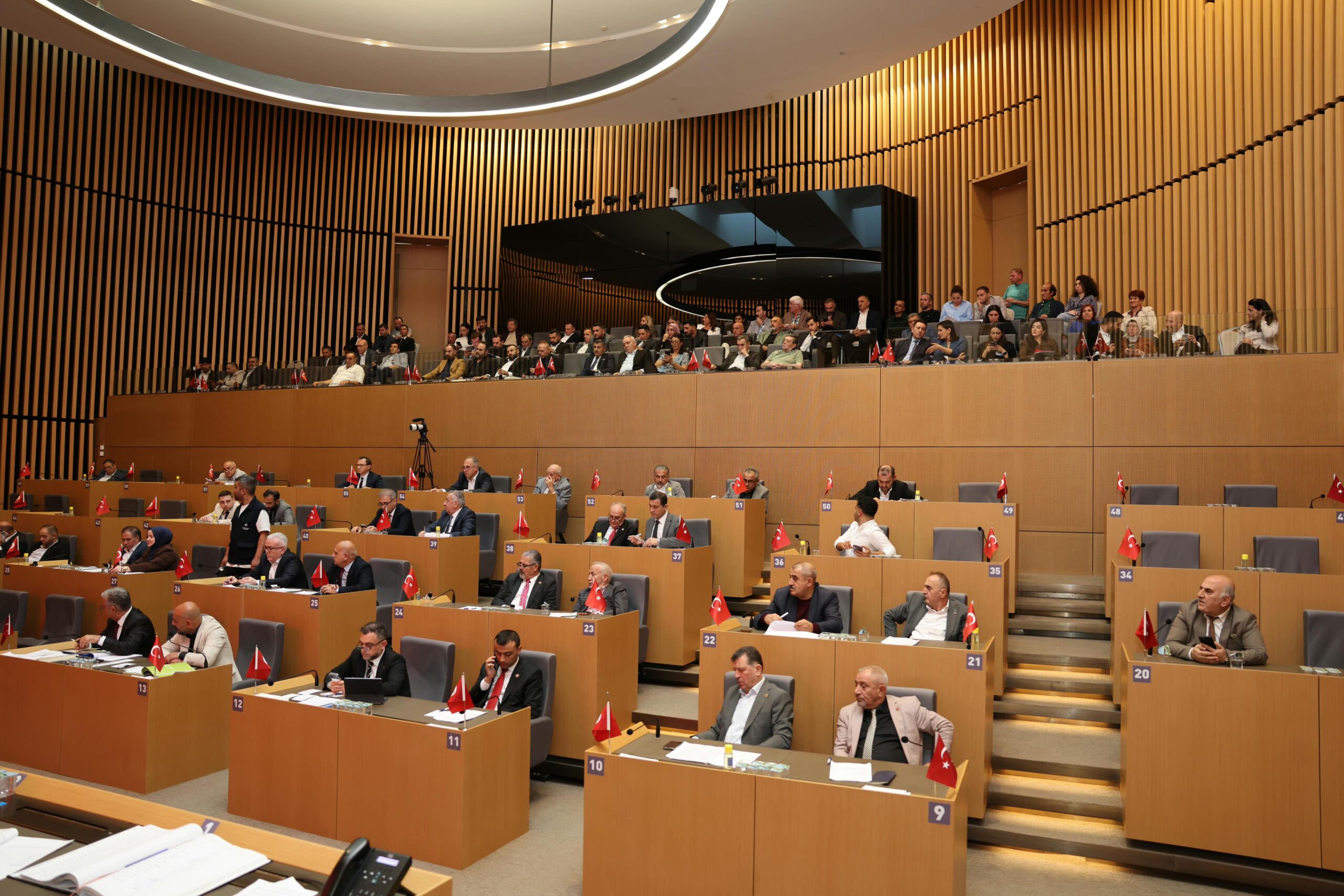 KÜÇÜKÇEKMECE BELEDİYESİ’NİN 2027 YILI BÜTÇESİ MECLİSTEN GEÇTİ