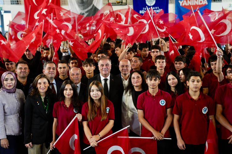 PENDİK BORSA İSTANBUL OKUL SPOR SALONU AÇILDI