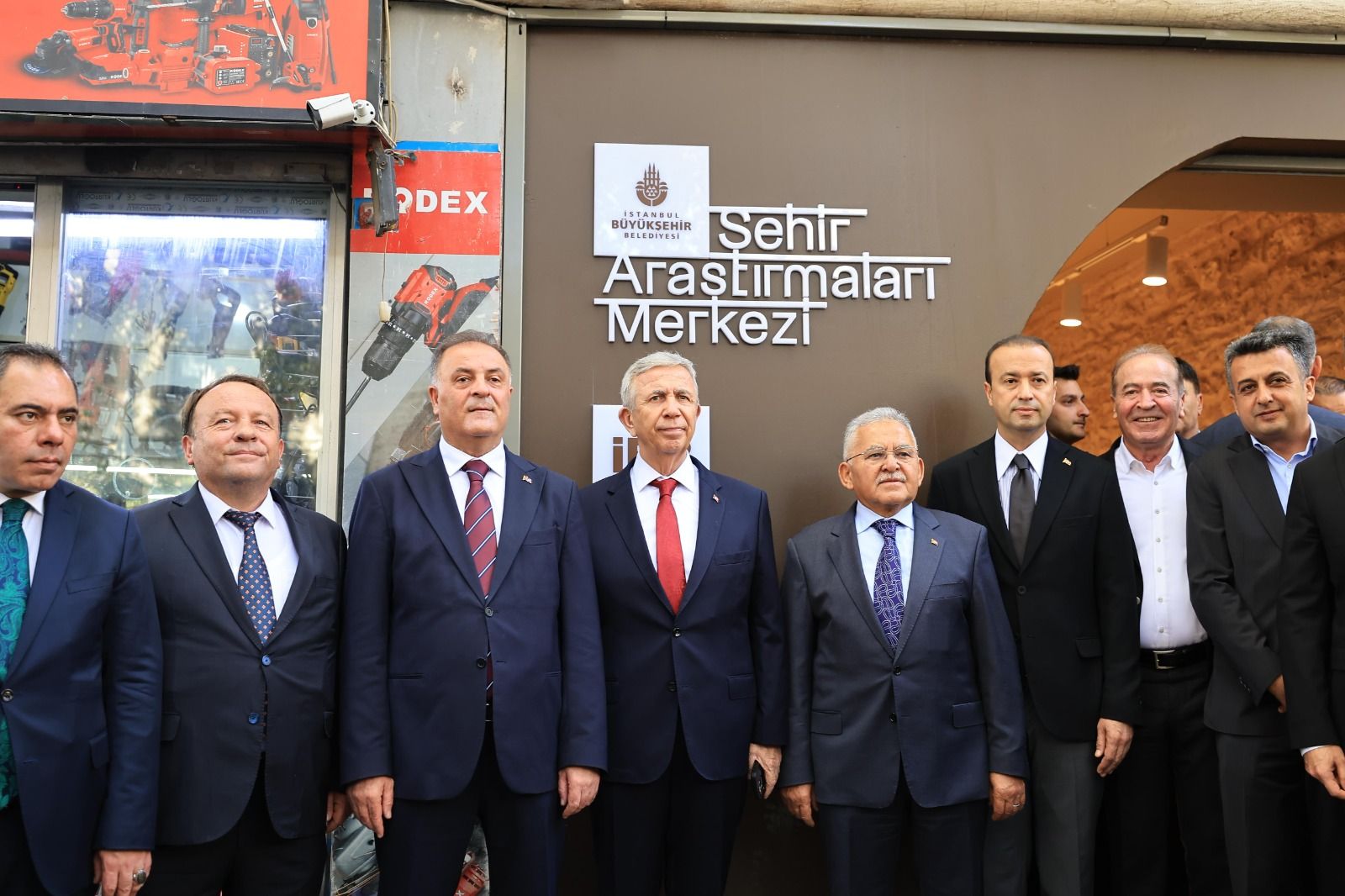 TARİHİ KUYUMCU HAN İSTANBUL’A KAZANDIRILDI